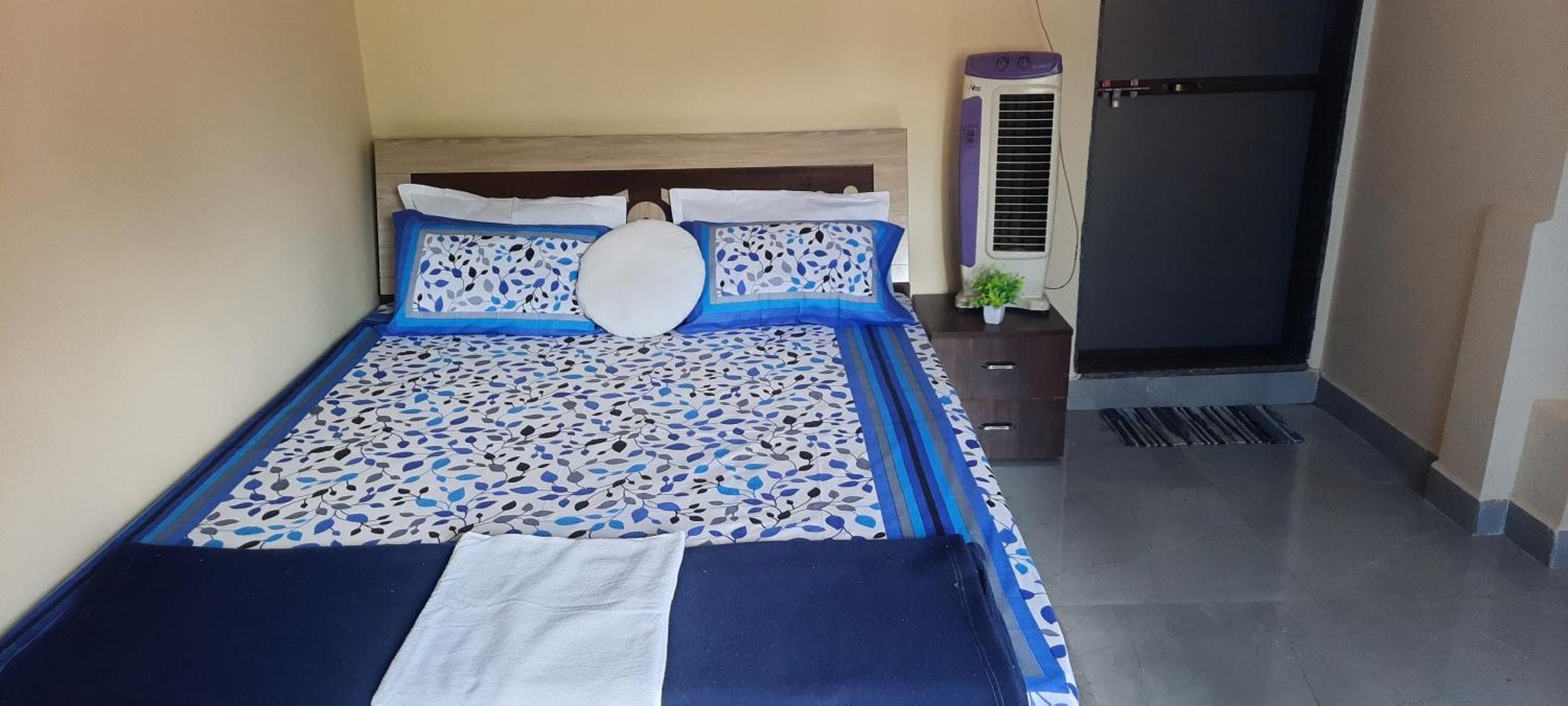 Costel Hostel มัลวาน ภายนอก รูปภาพ
